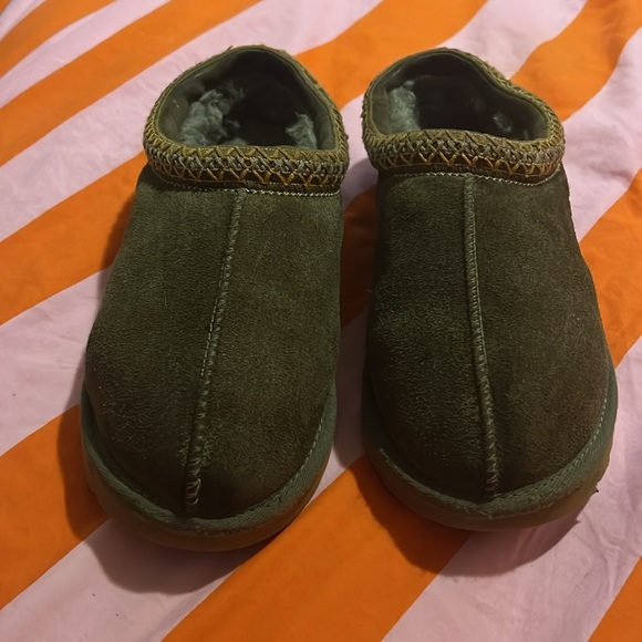 UGG Tasman Women’s Burnt Olive women’s size 9 - Picture 3 of 10